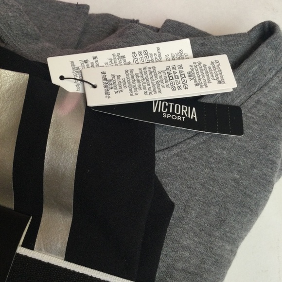 NWT VS Ultimate Sport 4 Pc Special Collection-Sweat Shirt/Leggings & Panty/Bag - Picture 14 of 14